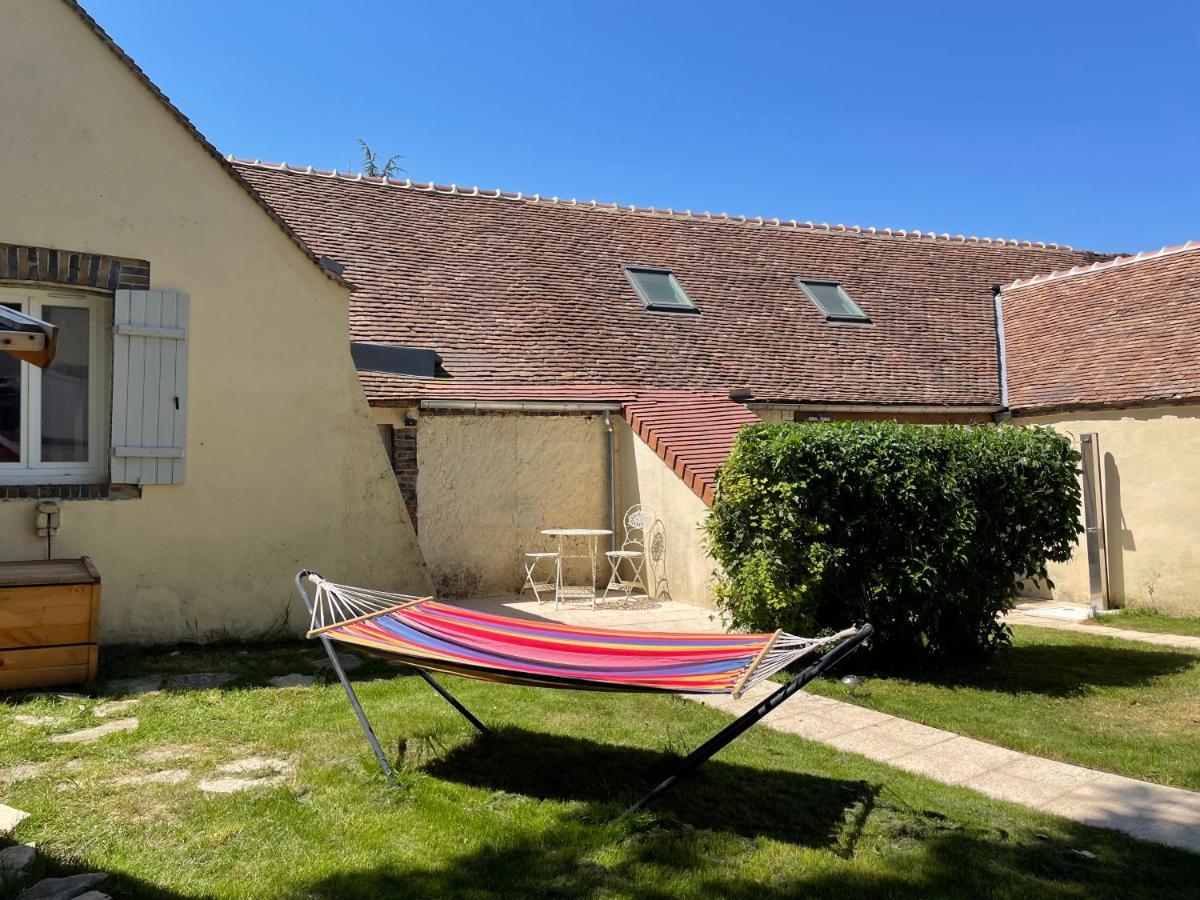 Villa Fontaine Avec Piscine Interieur Chauffee-Maison De Campagne Familiale -Ideal Vacances Ou Sejour Professionnel -3 Chambres-Bureau Separe -Lit Bebe - Parking Facile & Gratuit Dış mekan fotoğraf