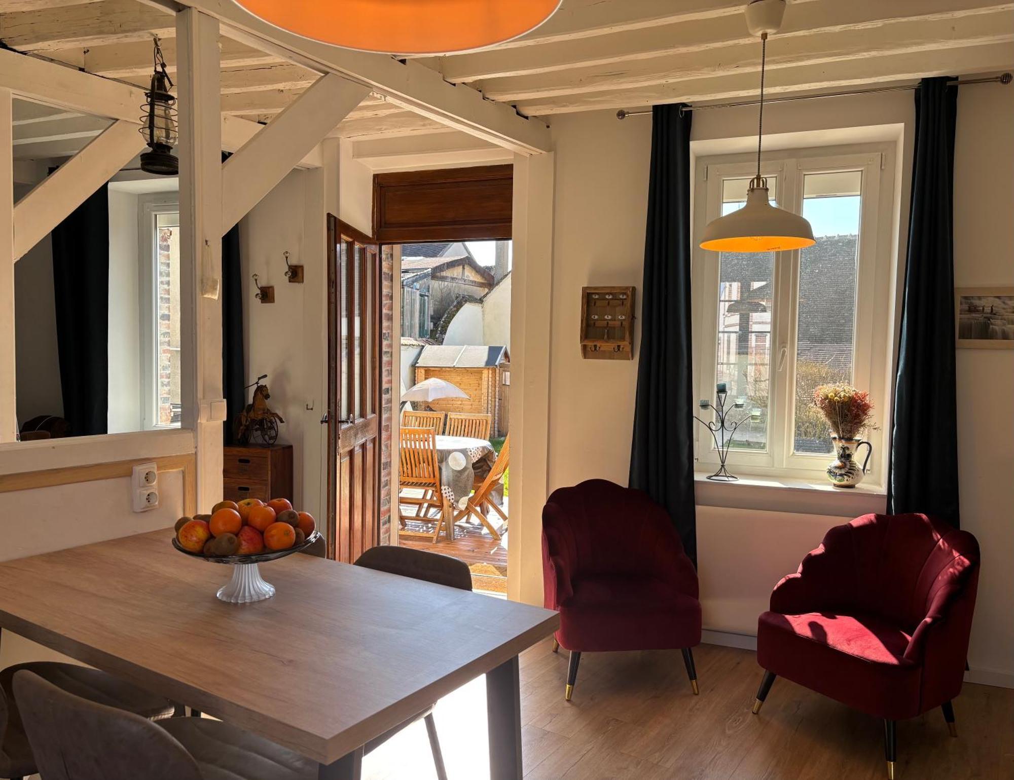 Villa Fontaine Avec Piscine Interieur Chauffee-Maison De Campagne Familiale -Ideal Vacances Ou Sejour Professionnel -3 Chambres-Bureau Separe -Lit Bebe - Parking Facile & Gratuit Dış mekan fotoğraf
